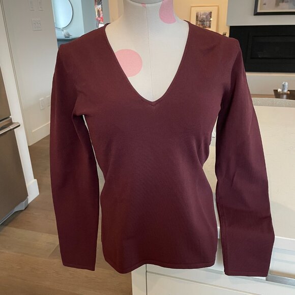 Judith & Charles LS V Neck Knit Viscose Poly Blend Top Burgundy/Wine Sz M - Picture 9 of 9
